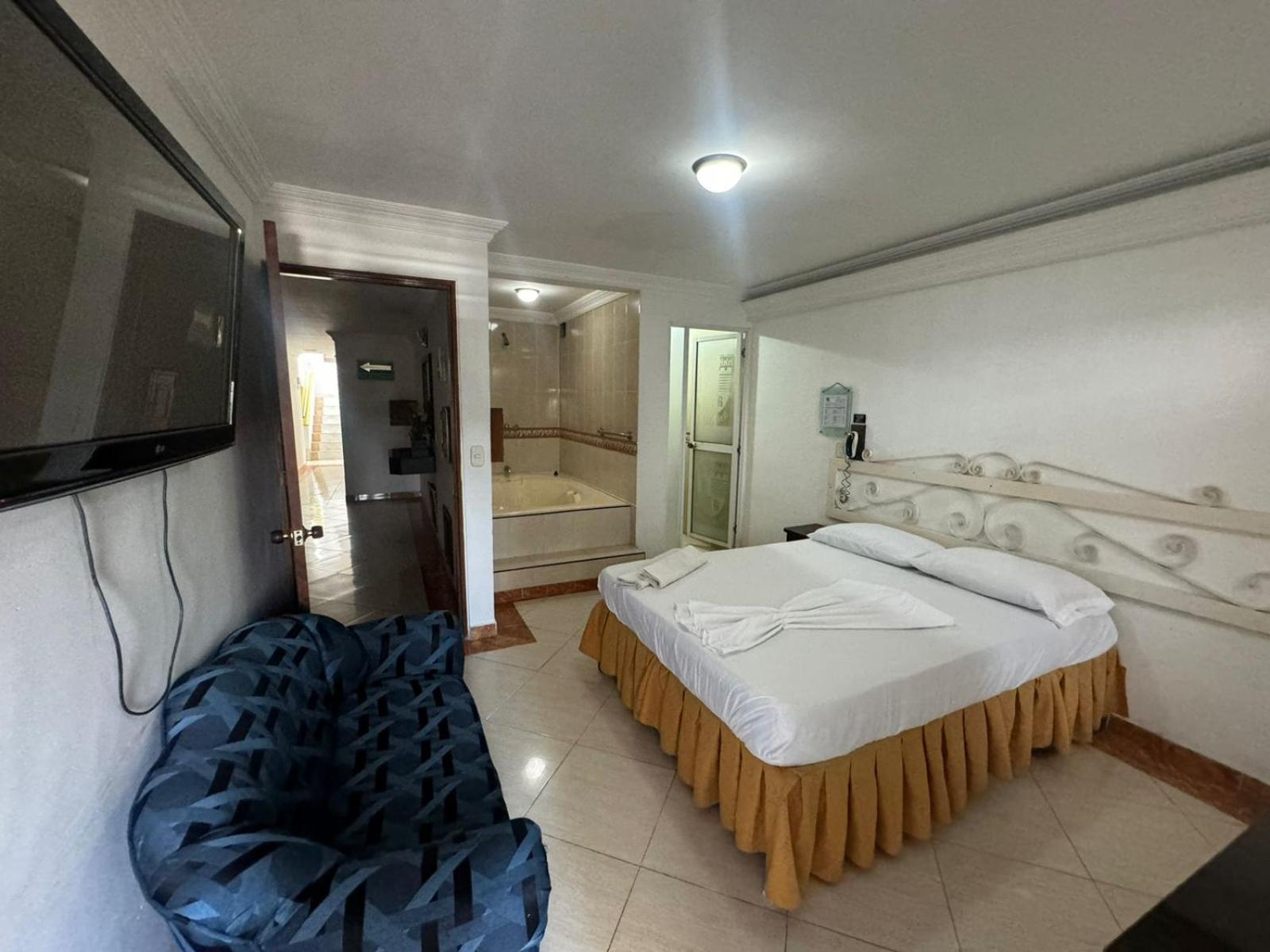 Hotel Plaza Real Sur กาลี ภายนอก รูปภาพ